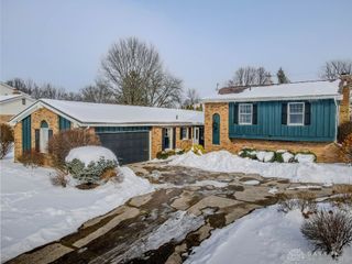 2824 Balsam Drive, Springfield, OH 45503