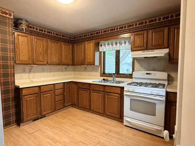1314 Packers Avenue, Madison, WI 53704