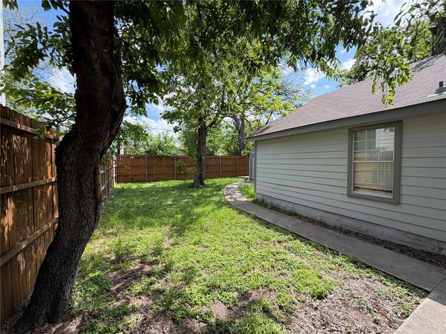 2604 Birmingham Avenue, Dallas, TX 75215