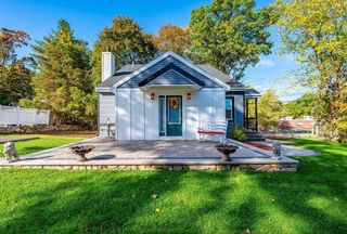 49 Millville Street, Salem, NH 03079