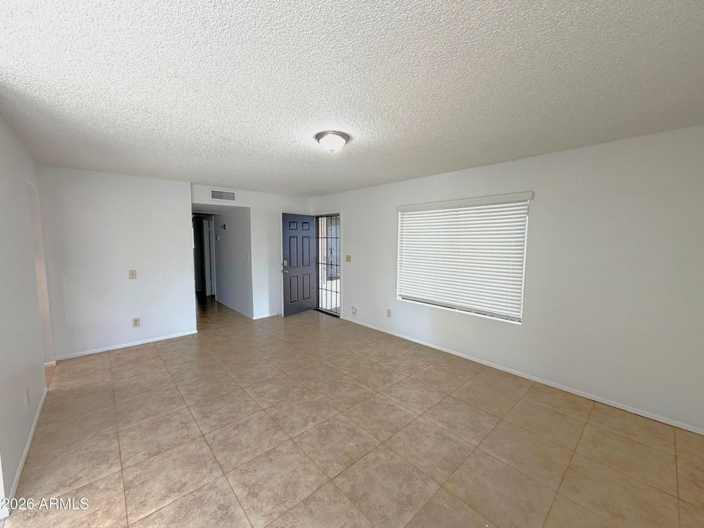 7724 W PIERSON Street, Phoenix, AZ 85033 — photo 5