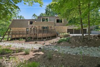 32433 N Forest Drive, Grayslake, IL 60030