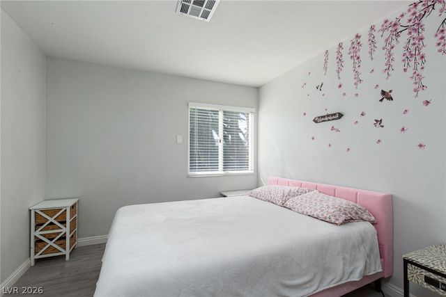 41 Del Amo Drive, Las Vegas, NV 89110