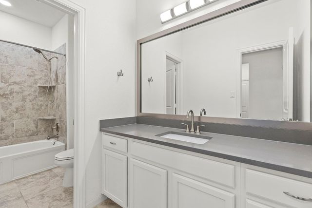 525 Scenic Bluff DR, Georgetown, TX 78628