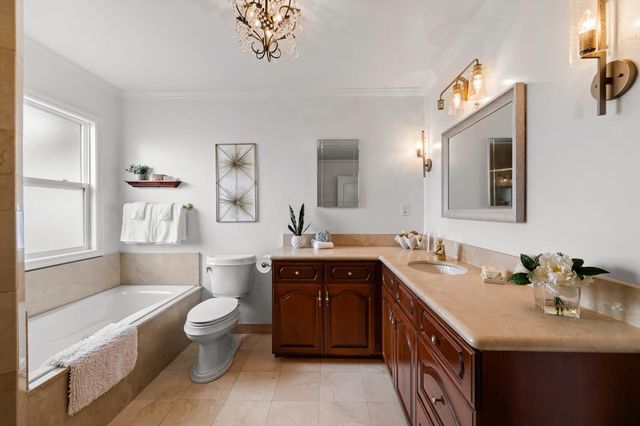 340 W 39th Avenue, San Mateo, CA 94403
