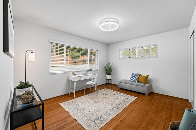 340 W 39th Avenue, San Mateo, CA 94403