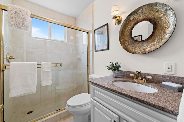 340 W 39th Avenue, San Mateo, CA 94403