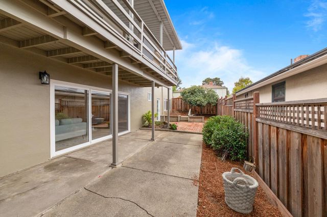340 W 39th Avenue, San Mateo, CA 94403