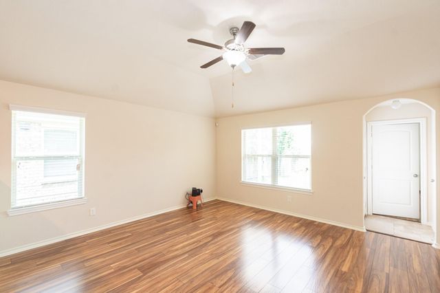 1722 York Creek Drive, Houston, TX 77014