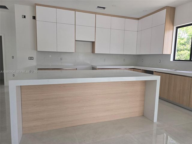 28361 SW 172nd Court, Miami, FL 33030