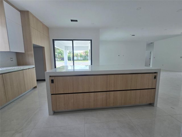 28361 SW 172nd Court, Miami, FL 33030