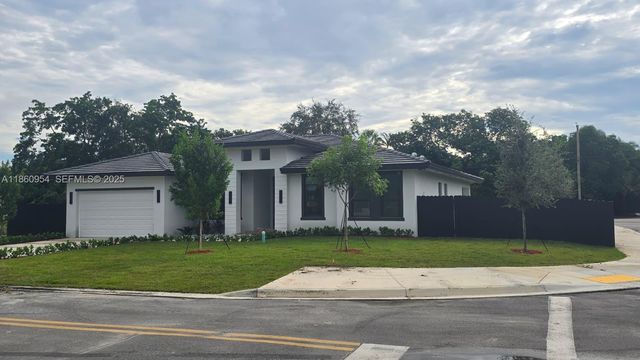 28361 SW 172nd Court, Miami, FL 33030