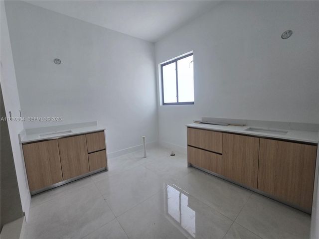28361 SW 172nd Court, Miami, FL 33030