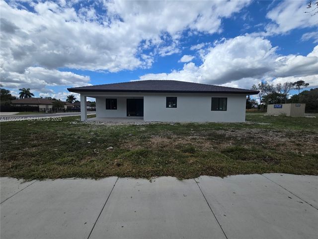 28361 SW 172nd Court, Miami, FL 33030