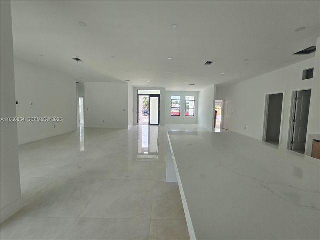 28361 SW 172nd Court, Miami, FL 33030