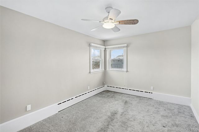 31 Julian Place, Island Park, NY 11558