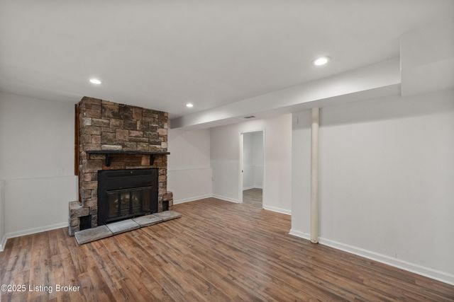 5408 Sprigwood Ln, Louisville, KY 40291