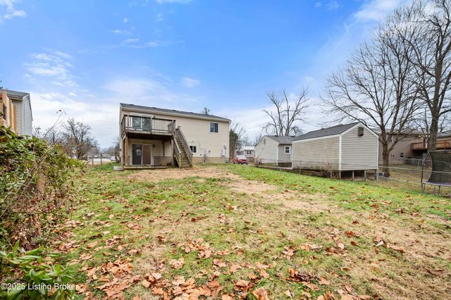 5408 Sprigwood Ln, Louisville, KY 40291