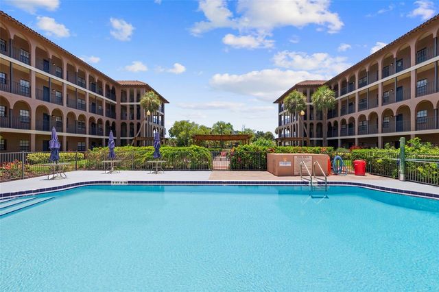 6100 GULFPORT BOULEVARD S 107, Gulfport, FL 33707