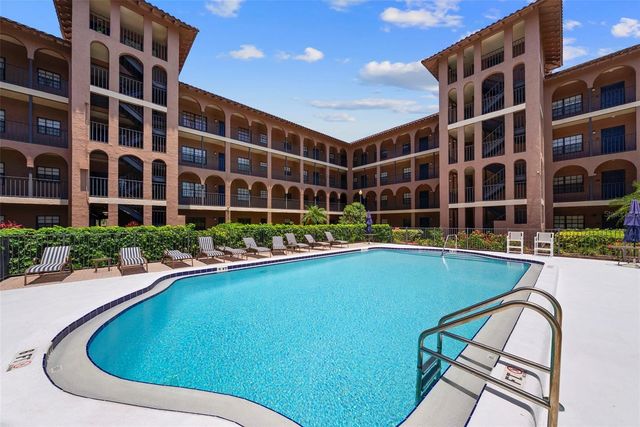 6100 GULFPORT BOULEVARD S 107, Gulfport, FL 33707