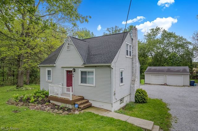 94 Southeast Avenue, Tallmadge, OH 44278