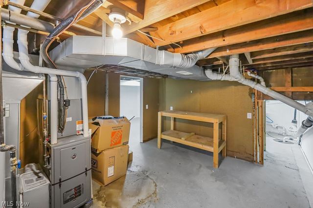 94 Southeast Avenue, Tallmadge, OH 44278