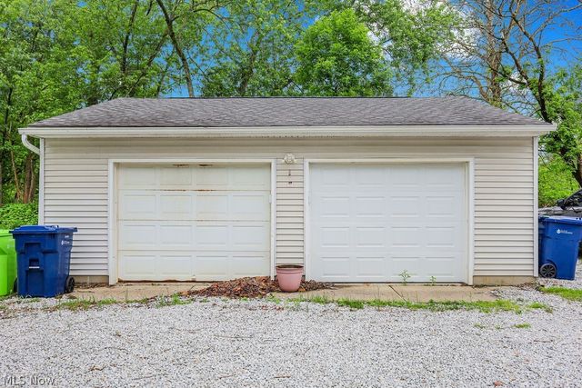 94 Southeast Avenue, Tallmadge, OH 44278