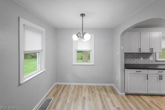 94 Southeast Avenue, Tallmadge, OH 44278