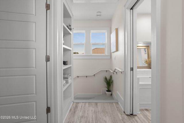 1623 Cayman Cove, Biloxi, MS 39531