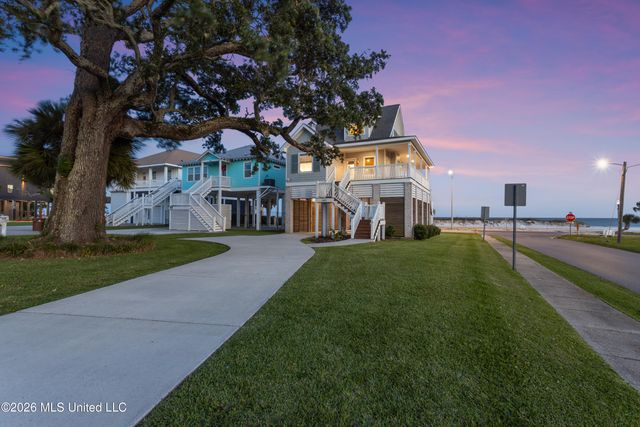 1623 Cayman Cove, Biloxi, MS 39531