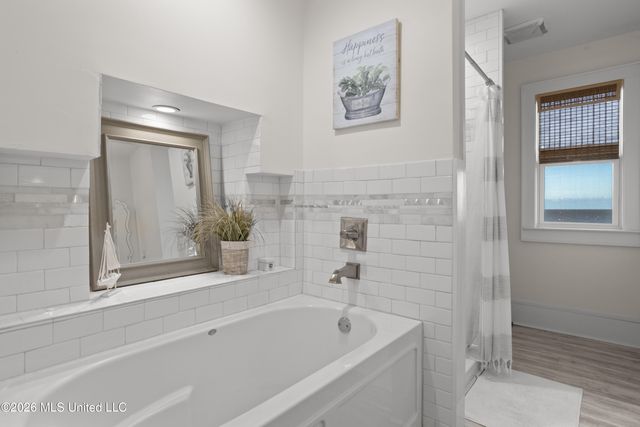 1623 Cayman Cove, Biloxi, MS 39531