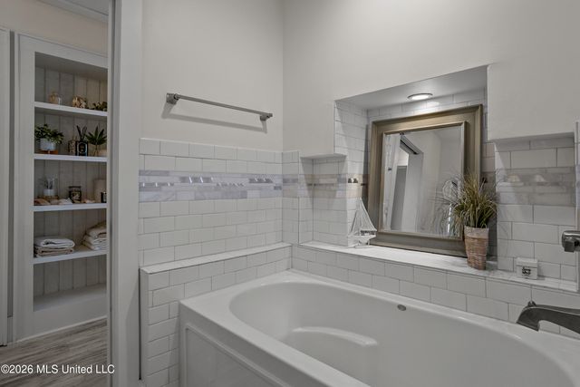 1623 Cayman Cove, Biloxi, MS 39531