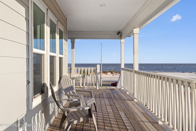 1623 Cayman Cove, Biloxi, MS 39531