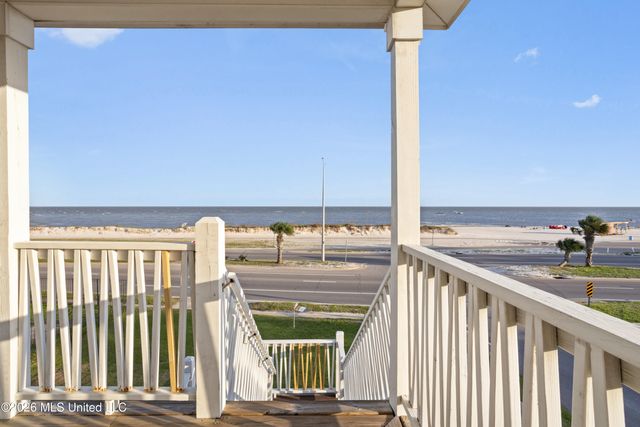 1623 Cayman Cove, Biloxi, MS 39531