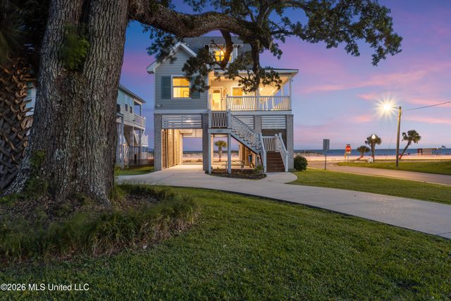 1623 Cayman Cove, Biloxi, MS 39531