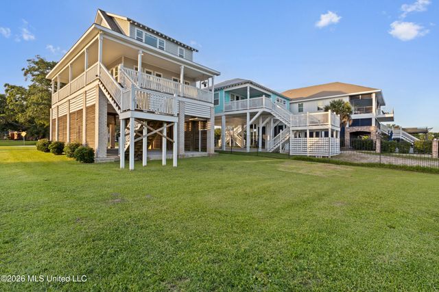 1623 Cayman Cove, Biloxi, MS 39531