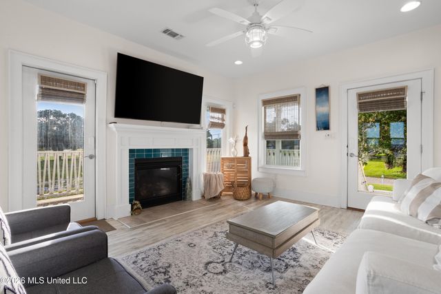1623 Cayman Cove, Biloxi, MS 39531