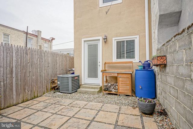 2111 MANTON ST, Philadelphia, PA 19146