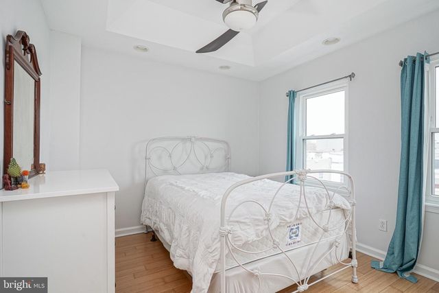 2111 MANTON ST, Philadelphia, PA 19146