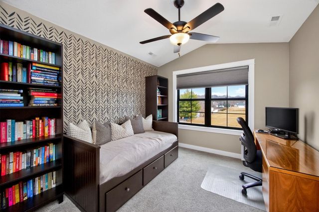 3324 Glenwood Drive, West Des Moines, IA 50265