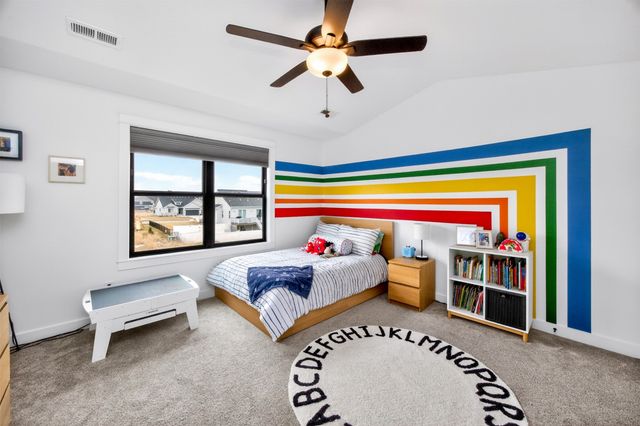 3324 Glenwood Drive, West Des Moines, IA 50265