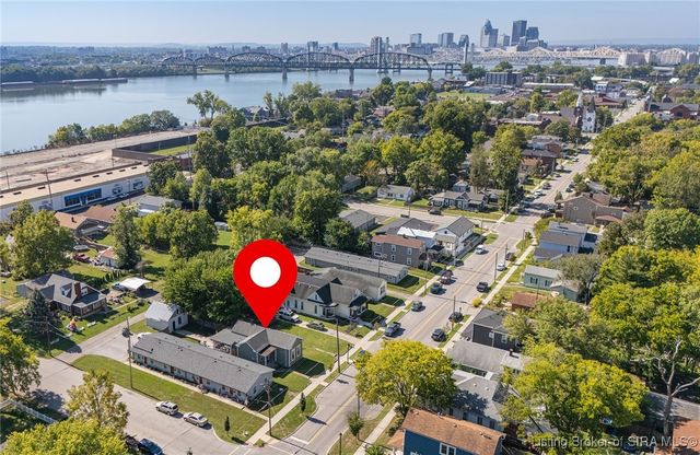 628 E Chestnut Street, Jeffersonville, IN 47130