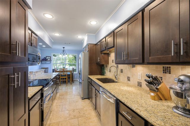 6710 Eastview Drive, Sachse, TX 75048
