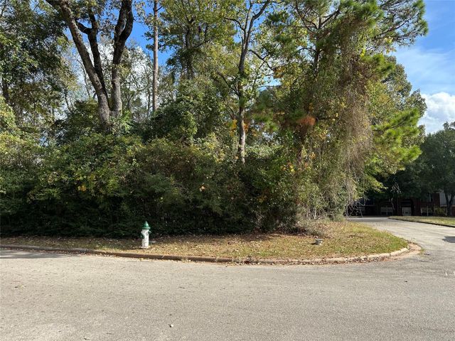 218 Broadmoor Drive, Huntsville, TX 77340