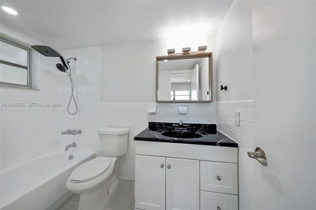 6211 SW 37th St 212, Davie, FL 33314