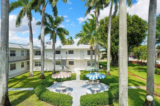6211 SW 37th St 212, Davie, FL 33314