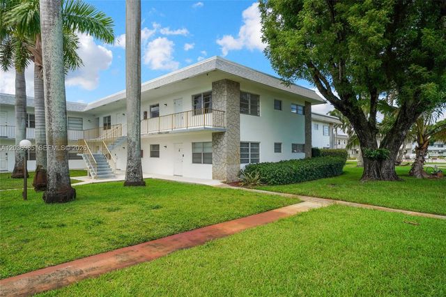 6211 SW 37th St 212, Davie, FL 33314