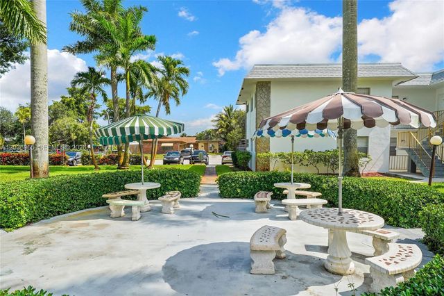 6211 SW 37th St 212, Davie, FL 33314