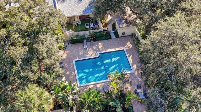 1400 NW 9th Ave A-2, Boca Raton, FL 33486