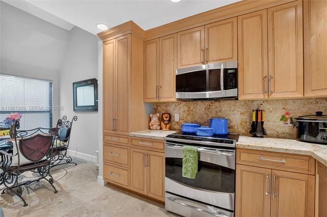 1400 NW 9th Ave A-2, Boca Raton, FL 33486